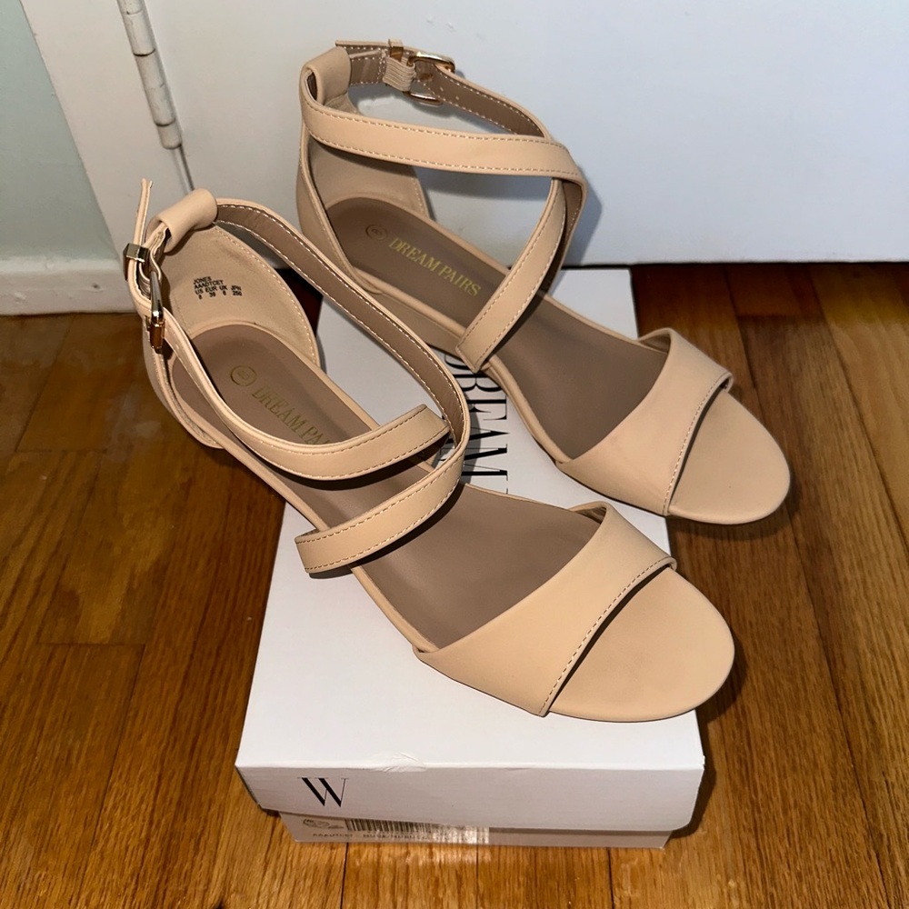 Dream Pairs Jones Women's Ankle Strap Low Wedge Sandals/Shoes in Nude Nubuck